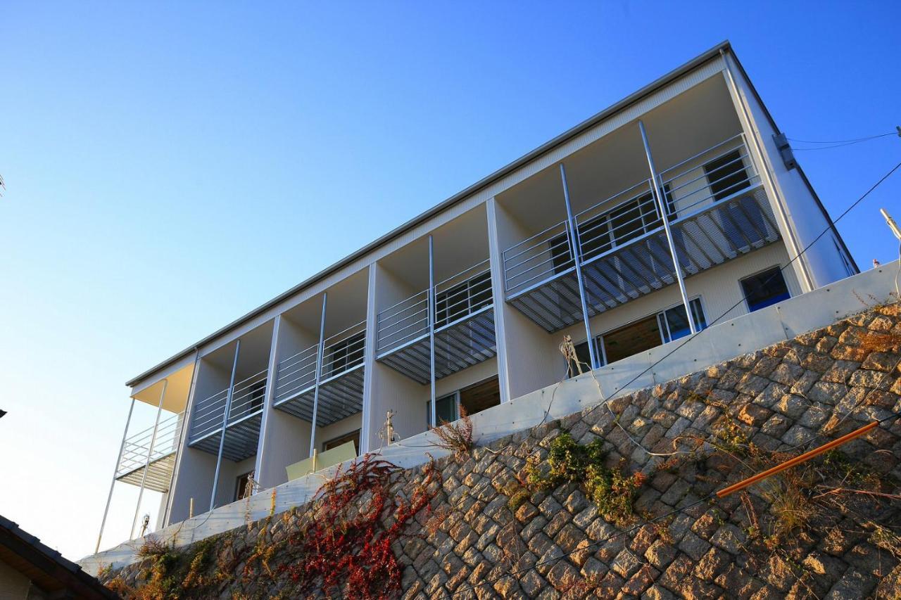 My Lodge Naoshima Exteriör bild