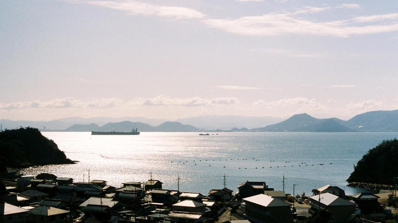 My Lodge Naoshima Exteriör bild